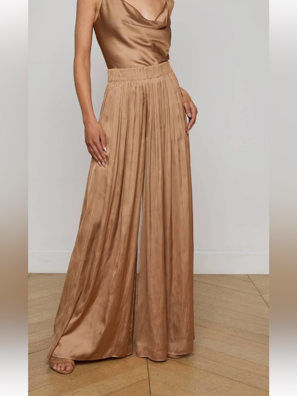 L'AGENCE NWT Tan Haylo Pull on Wide Leg Satin Pants Size XS